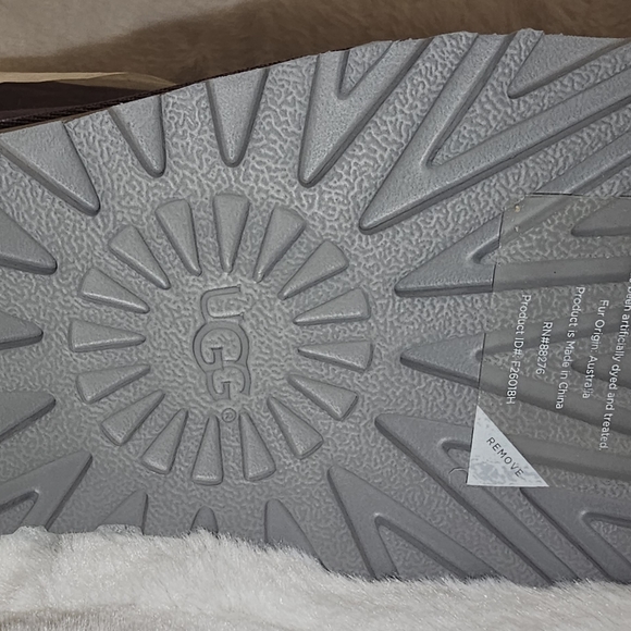 UGG Bailey Bow - Picture 4 of 9